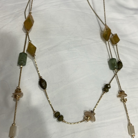 Long beaded chain gold tone - Picture 5 of 8